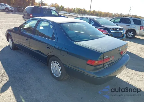 1998 Toyota Camry Le из США, поврежденный, VIN JT2BG22KXW0218012